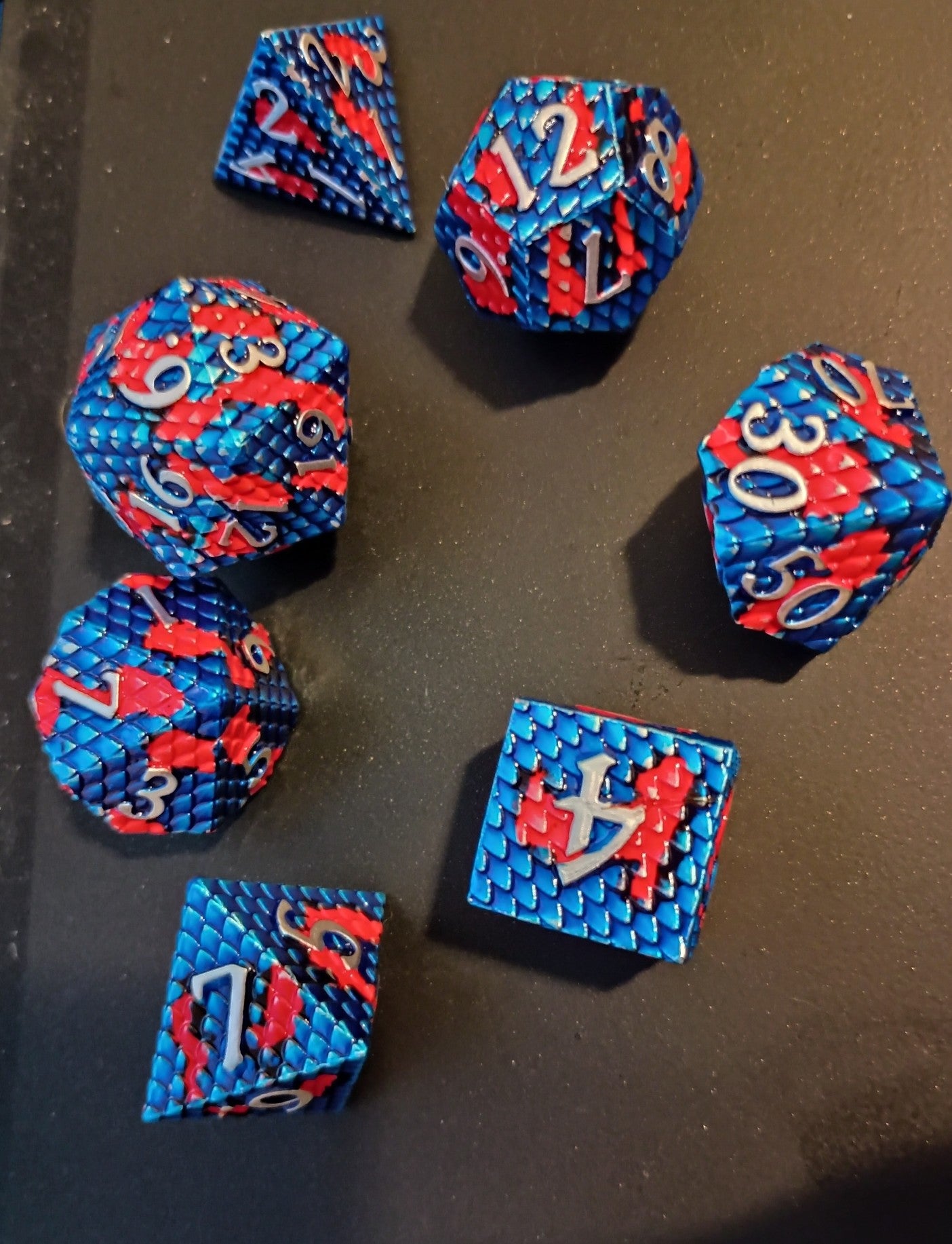 Metal Dragon Scale Polyhedron 7 Dice Set