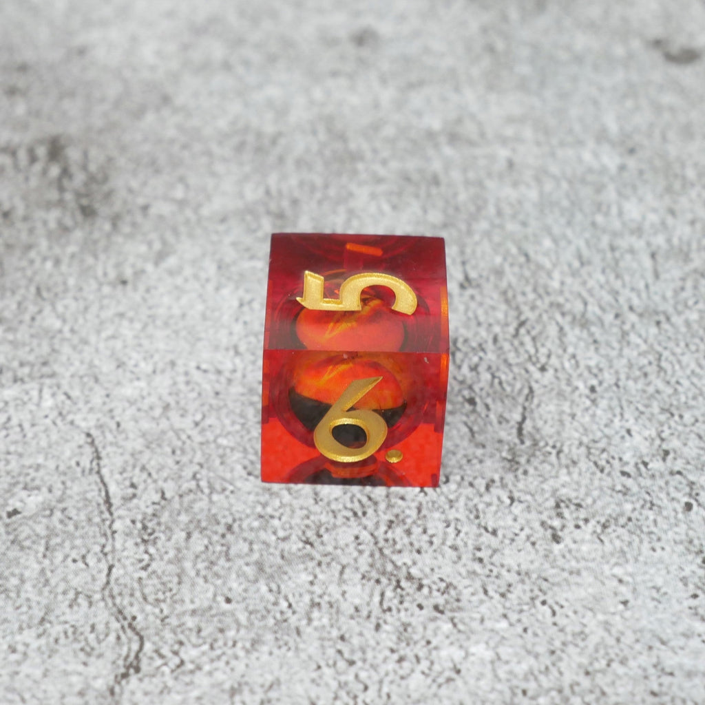 Sauron's Eye — 7-Piece Moving Eye DnD Dice Set | Sharp Edge Acrylic