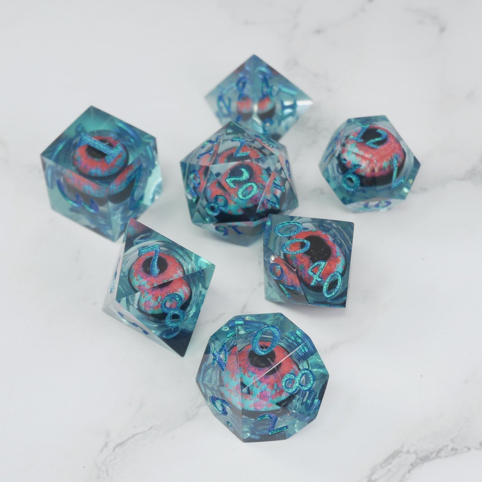 Cthulhu's Eye — 7-Piece Moving Eye DnD Dice Set | Sharp Edge Acrylic