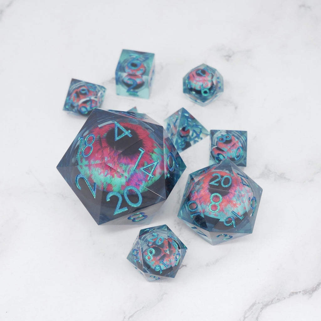 Cthulhu's Eye — 7-Piece Moving Eye DnD Dice Set | Sharp Edge Acrylic