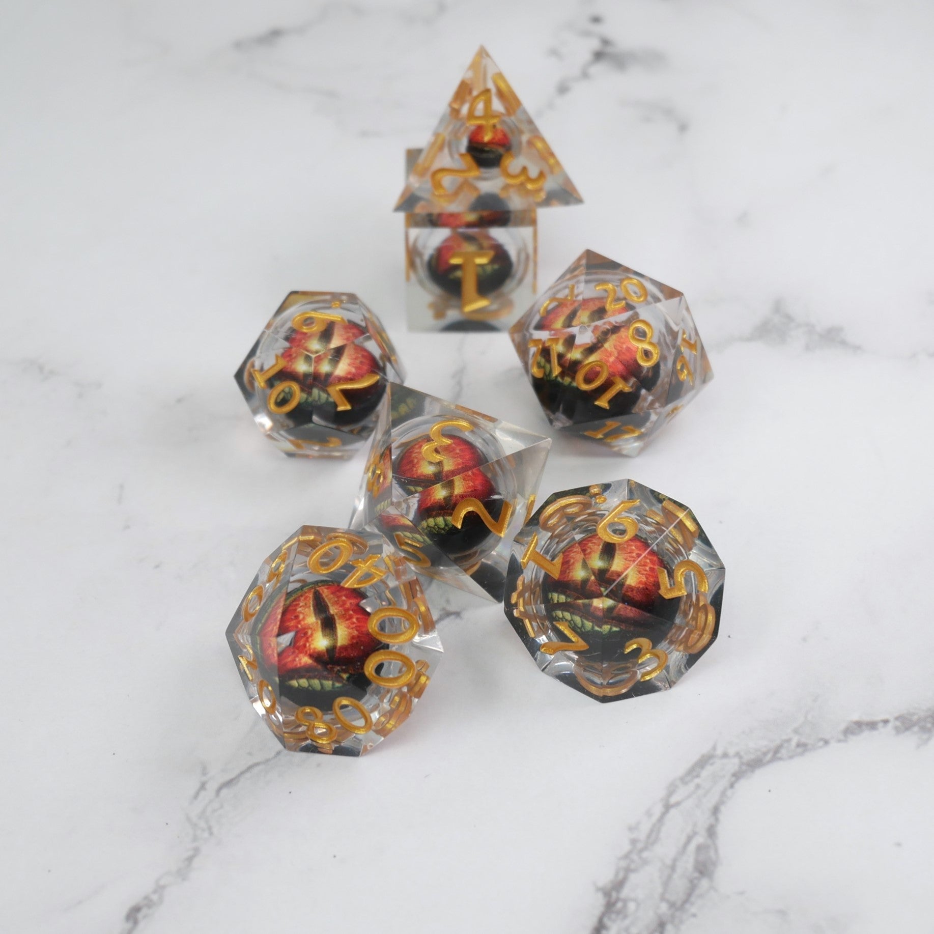 Xanathar's Eye — 7-Piece Moving Eye DnD Dice Set | Sharp Edge Acrylic